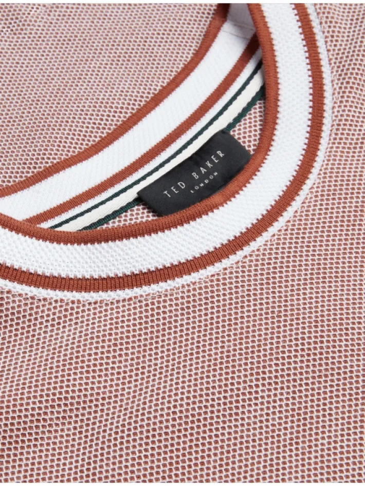 arlon_textured_stripe_det_5-1.webp Arlon Textured Stripe Detail Cotton T-Shirt<Ted Baker Clearance