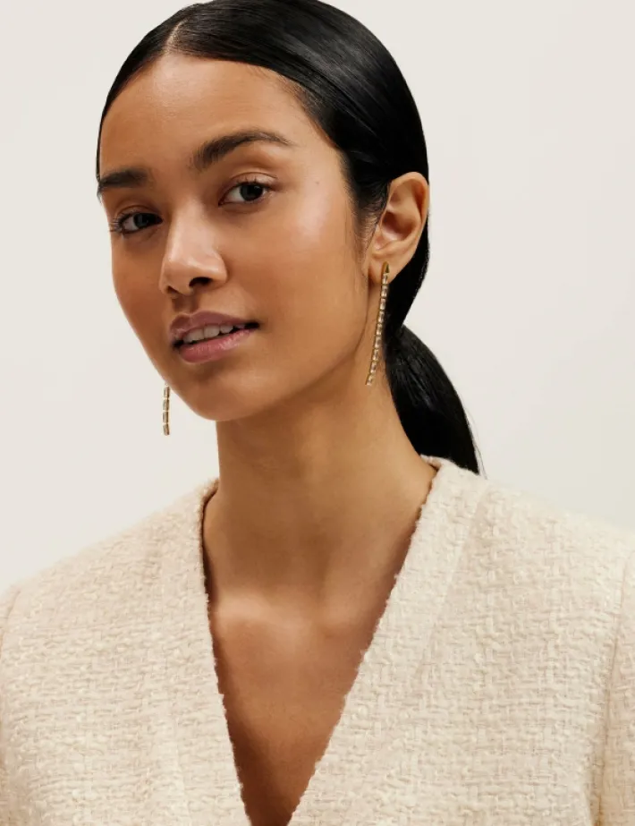 isalie_baguette_crystal_l_1-1.webp Isalie Baguette Crystal Long Drop Earrings<Ted Baker Clearance