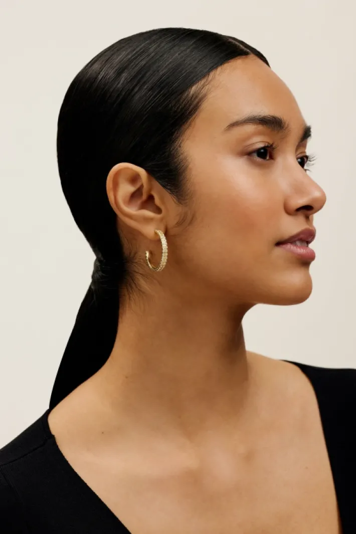 mellia__medium_double_cry_1.webp Mellia Medium Double Crystal Hoop Earrings<Ted Baker Best