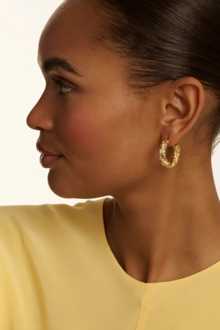 tiyaa__twisted_pearl_hoop_3.webp Tiyaa Twisted Pearl Hoop Earrings<Ted Baker Hot