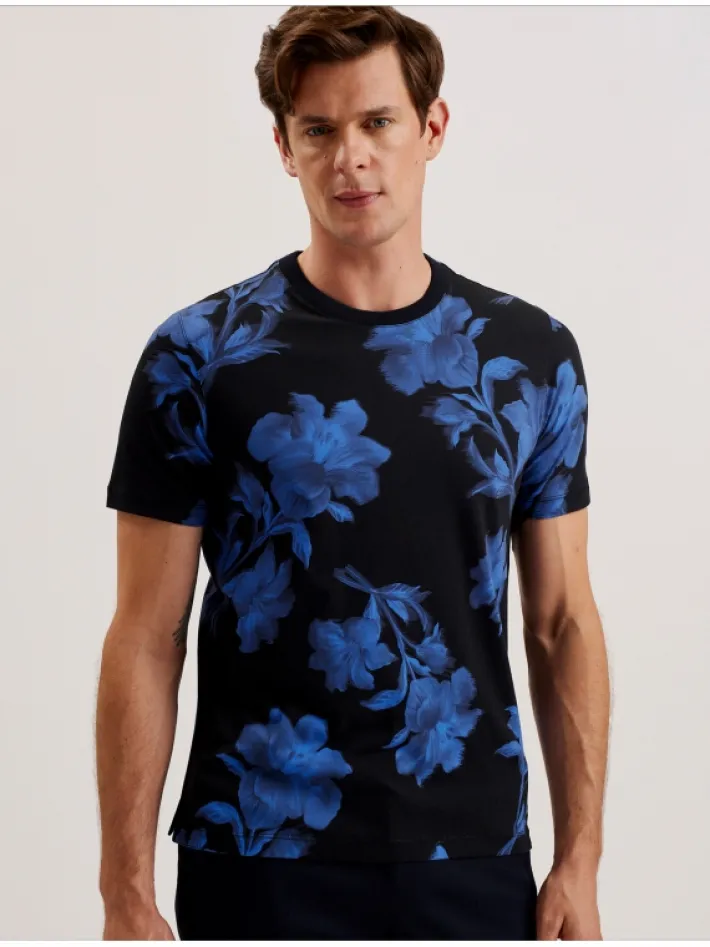 vendis_contrast_floral_pr_0.webp Vendis Contrast Floral Print Cotton T-Shirt<Ted Baker Outlet