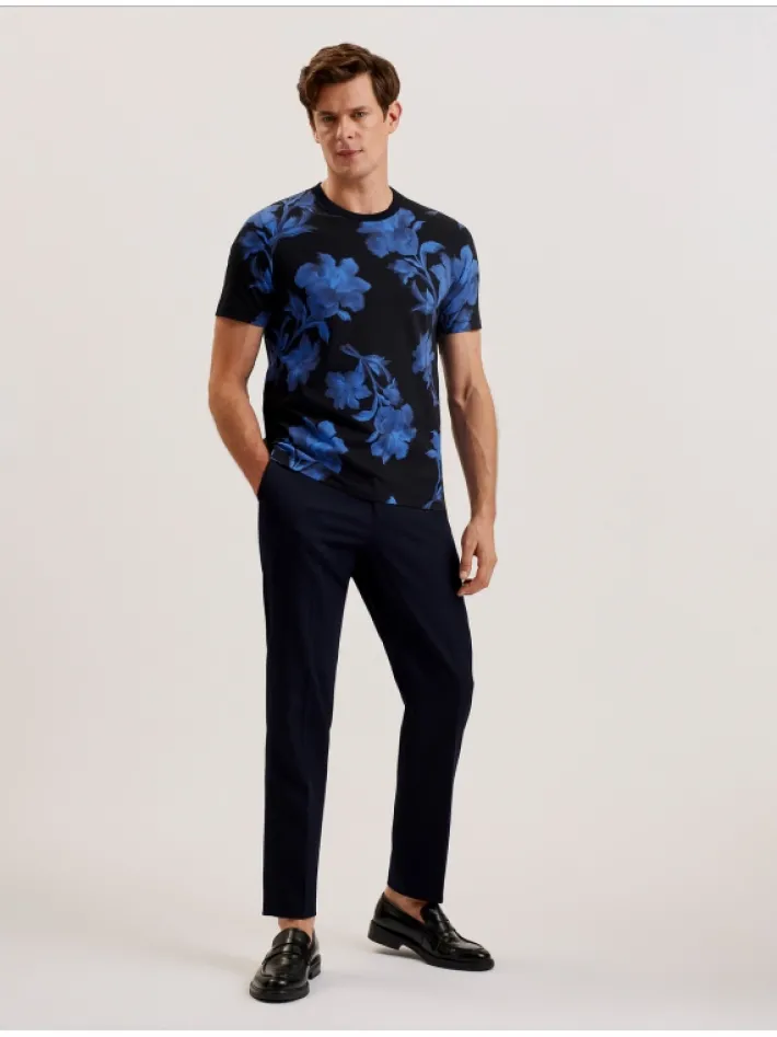 vendis_contrast_floral_pr_3.webp Vendis Contrast Floral Print Cotton T-Shirt<Ted Baker Outlet