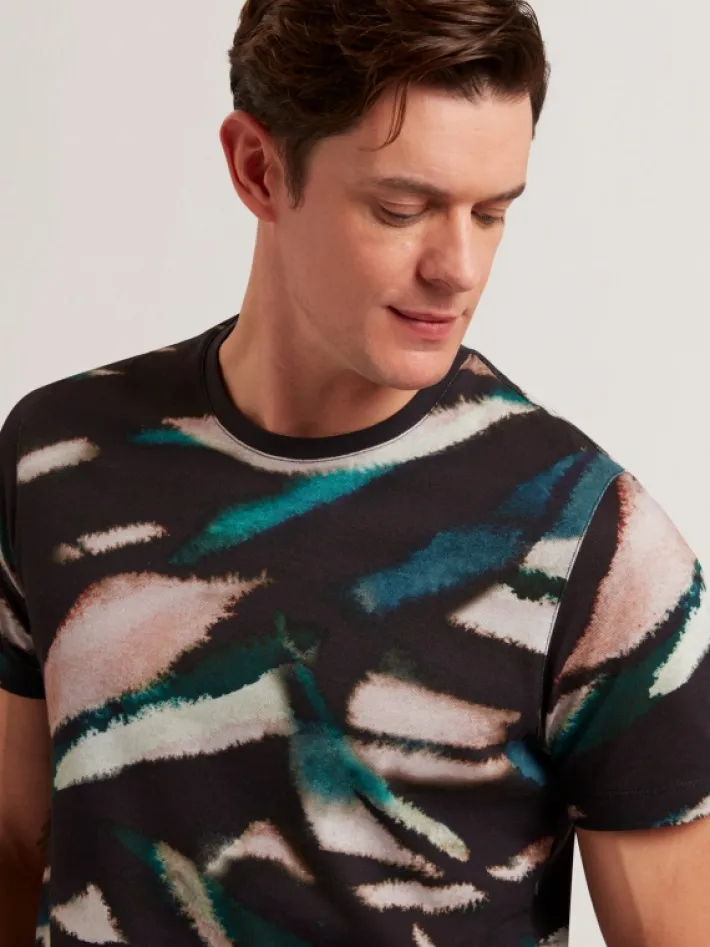 wilsdor_short_sleeve_prin_2.webp Wilsdor Short Sleeve Printed T-Shirt<Ted Baker Best